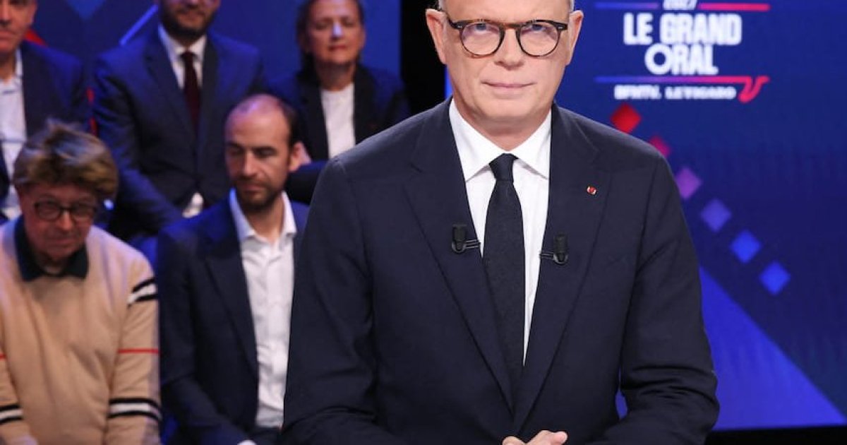 Édouard Philippe proposes cutting legal immigration to France