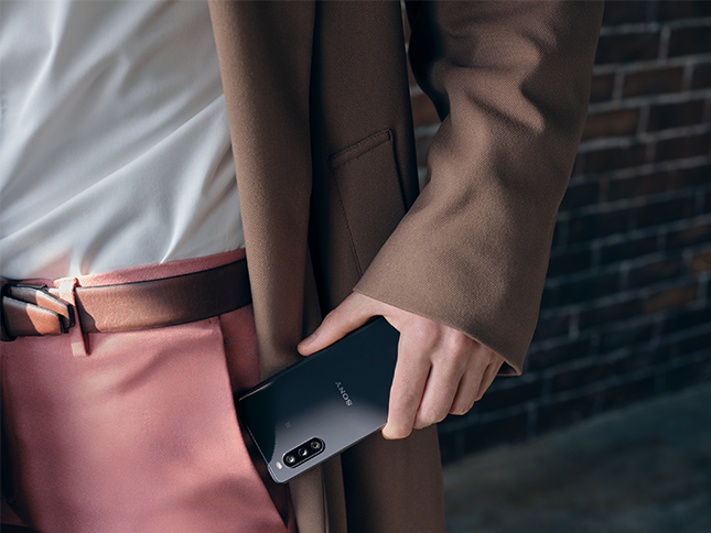 Un smartphone léger, mais performant