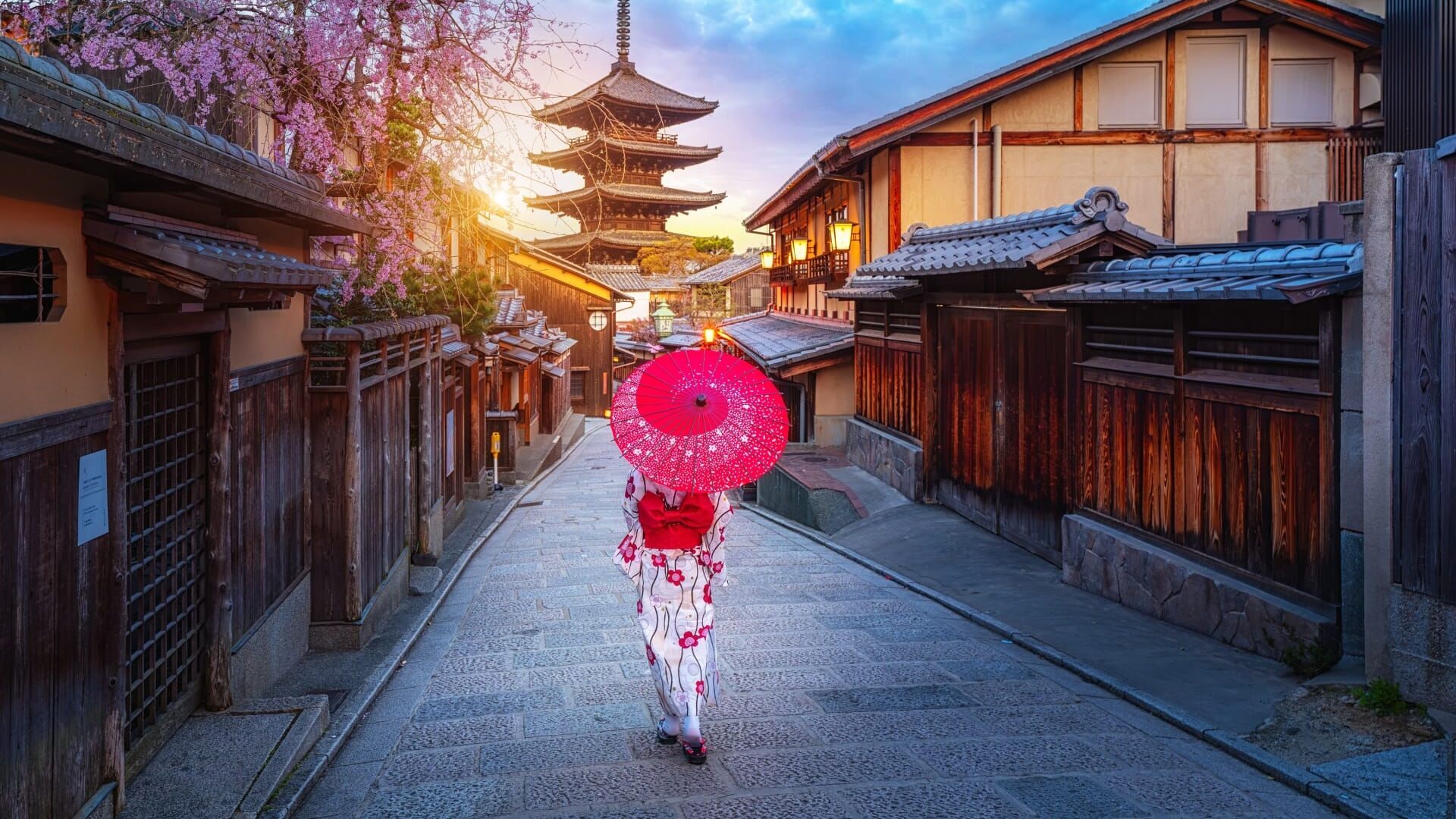 Satoyama Living: Country customs sustaining the ancient capital