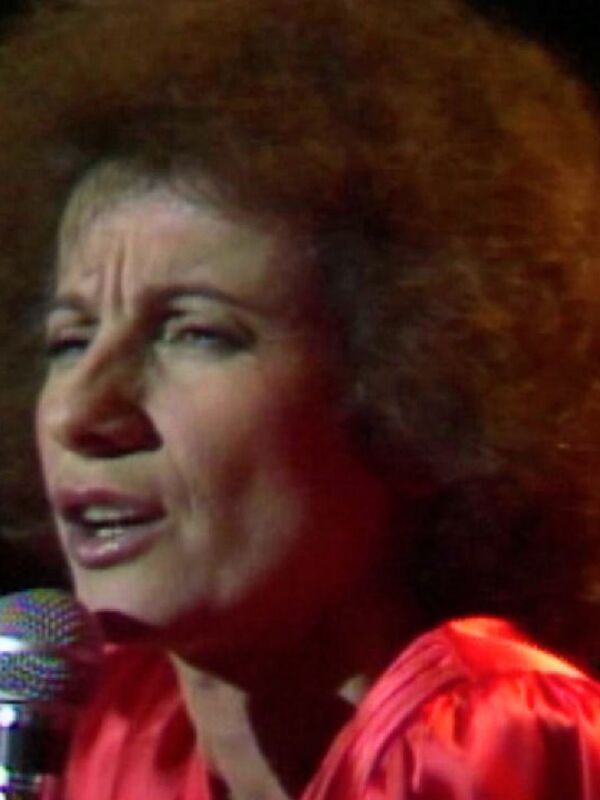 Marie-Paule Belle