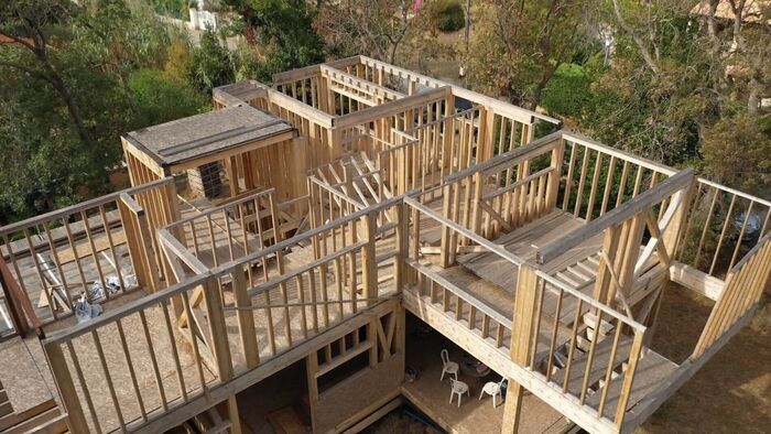 Ils construisent la maison de leurs rêves