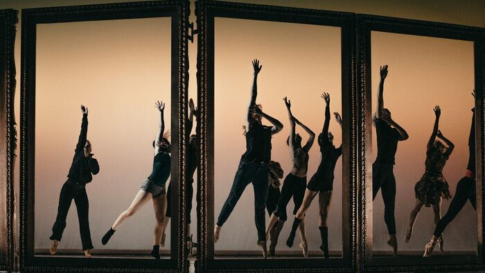 Ravel : Exhibition de Sidi Larbi Cherkaoui et Ma mère l'Oye de Jeroen Verbruggen