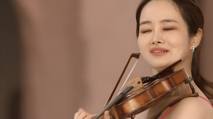 Bomsori Kim, Camerata Salzburg : Mozart, Concerto pour violon 4