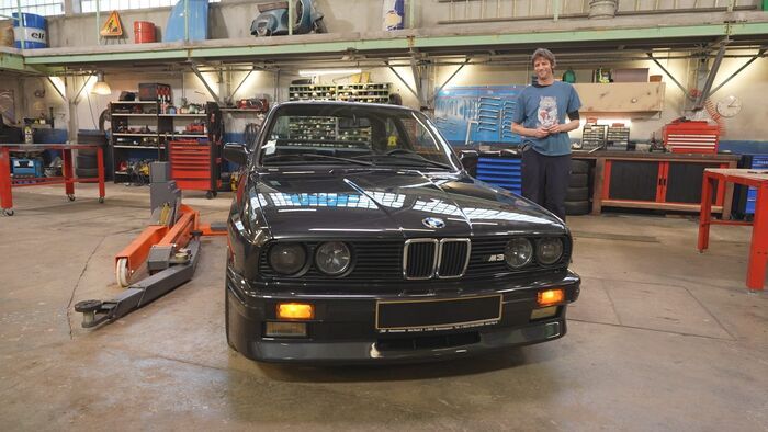BMW M3 E30