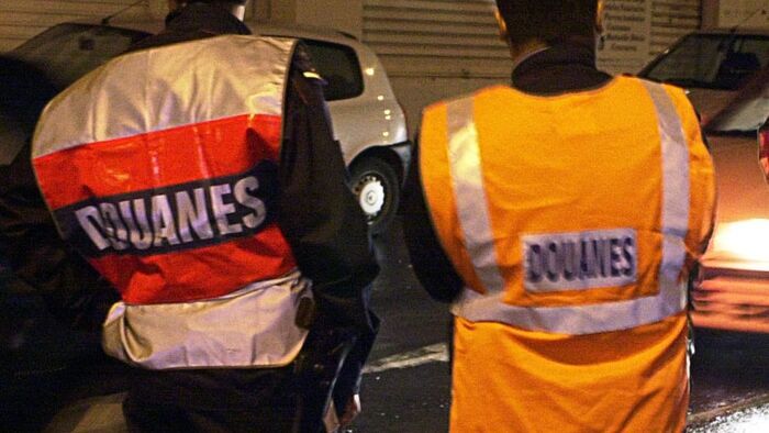 Douanes sous haute surveillance