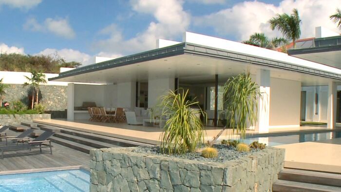 Quatre maisons personnalisées