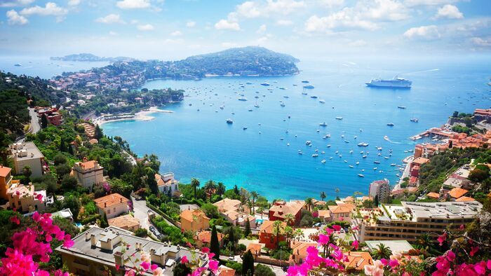 Côte d'Azur : pas de vacances pour les urgentistes de l'été