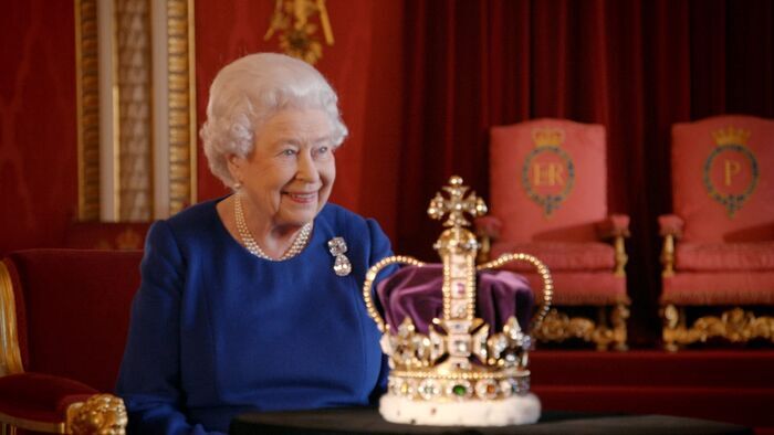 Elisabeth II, histoire d'un couronnement