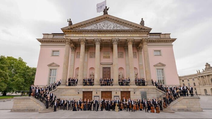 ARTE, 450 ans de la Staatskapelle de Berlin - Concert avec Daniel Barenboim, 3h05 - 4h24, Musique, Accéder à la TV en direct