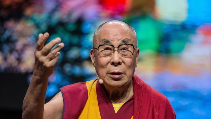 The Dalai Lama - Fateful Years for the Chosen One
