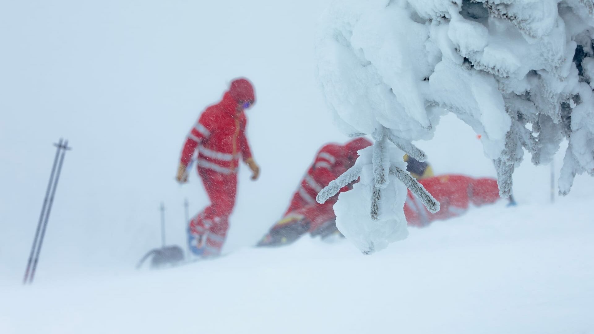Les pisteurs : Secours en montagne