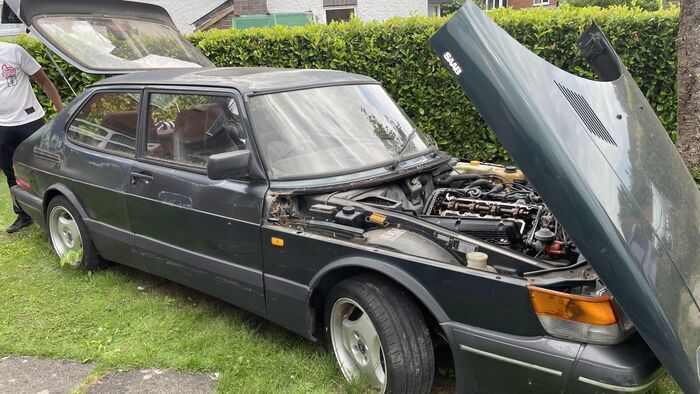 Saab 900