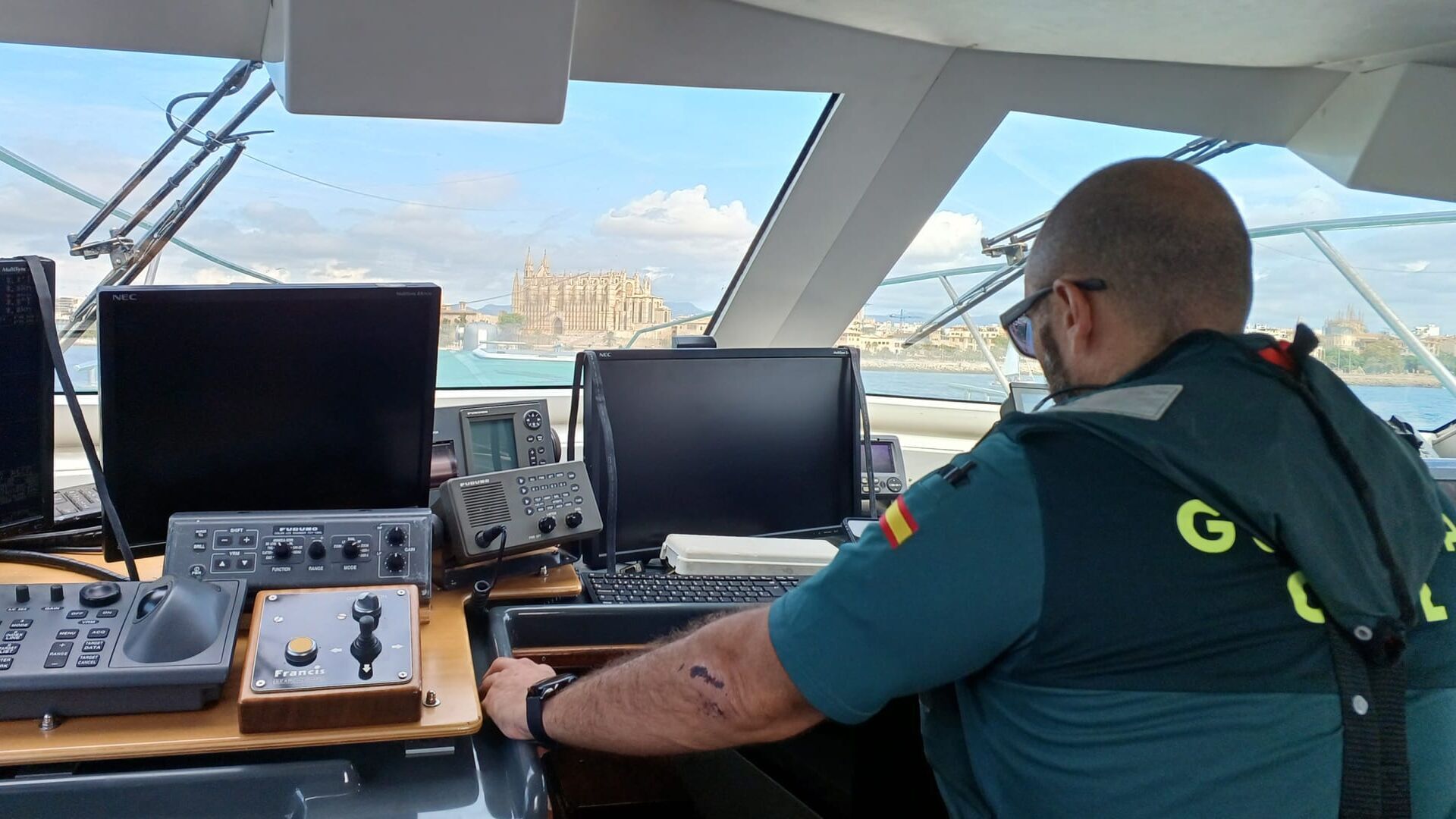 Sous haute surveillance