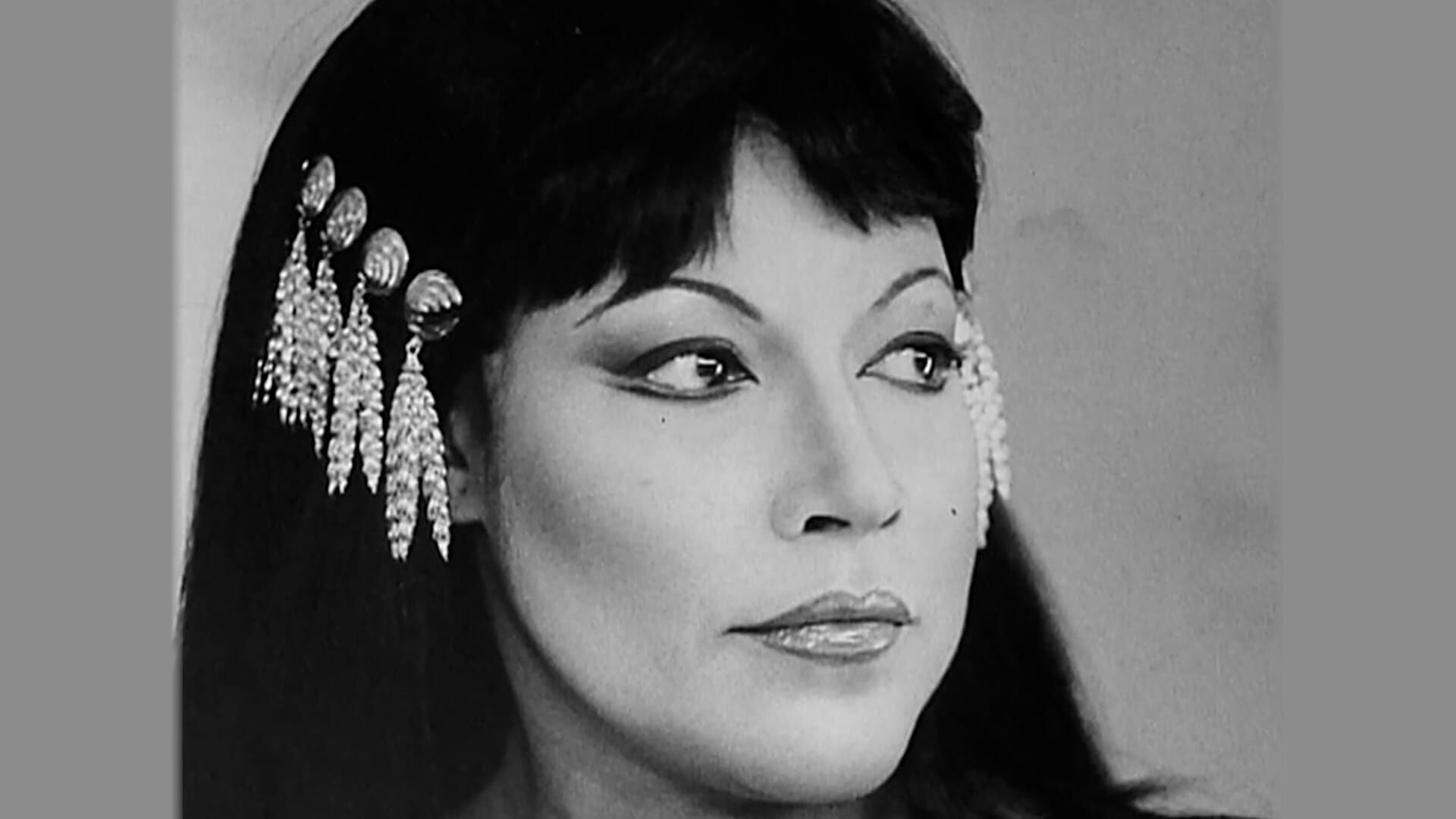 Mademoiselle Eda-Pierre en scène