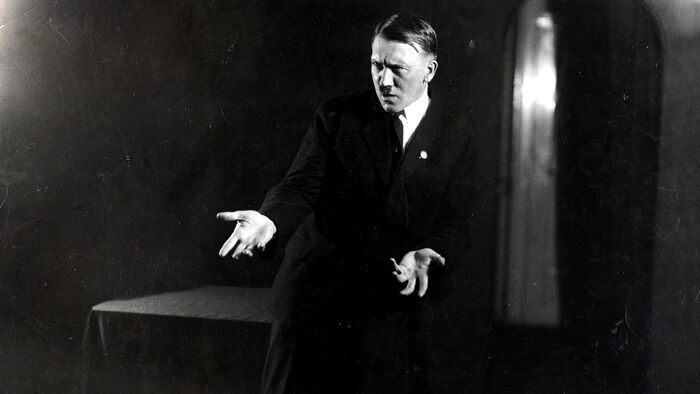 La politique de la terreur : 1927-1939