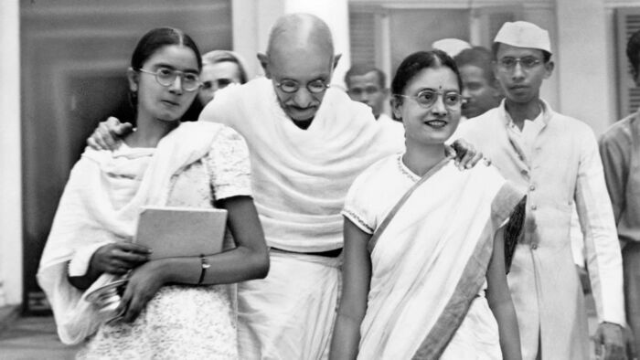 1948. Les funérailles de Gandhi