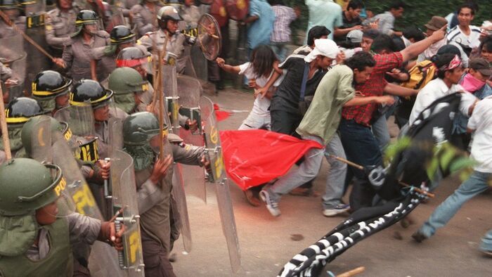 La chute de Suharto