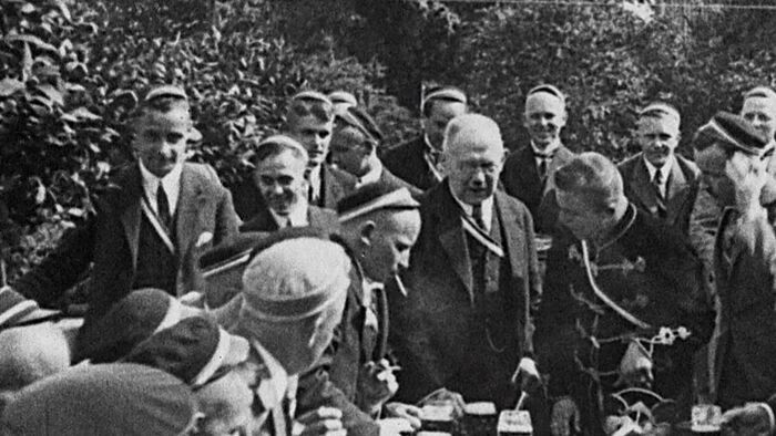 Täuschung 1923-1928