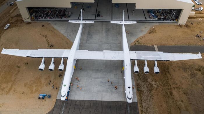 Le Stratolaunch