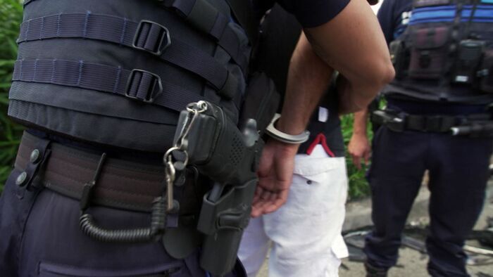 Arrestation musclée, course-poursuite, trafic de drogue : 100 jours avec la police de Fréjus