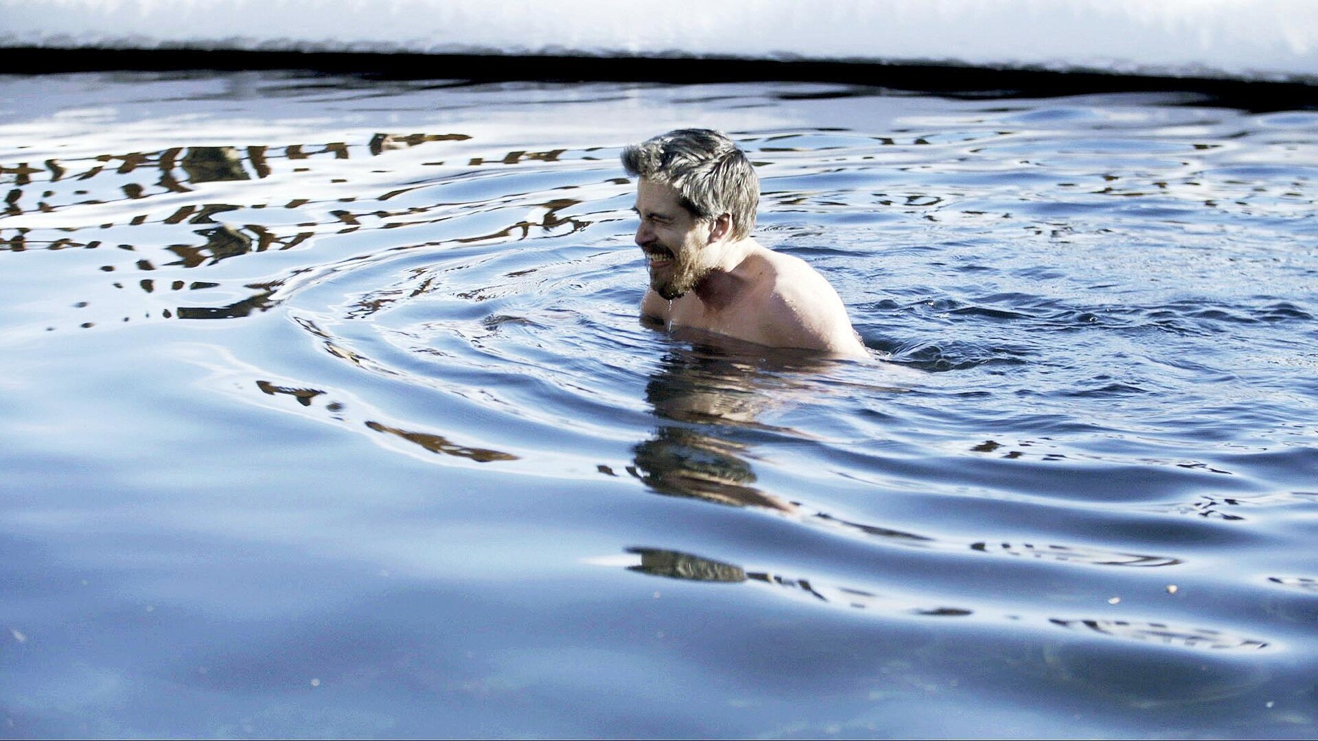 Nager en eau froide