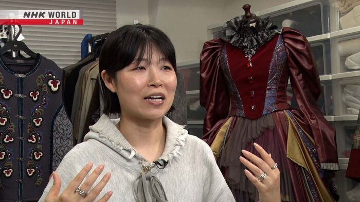Adapting Anime Costumes for Live-Action