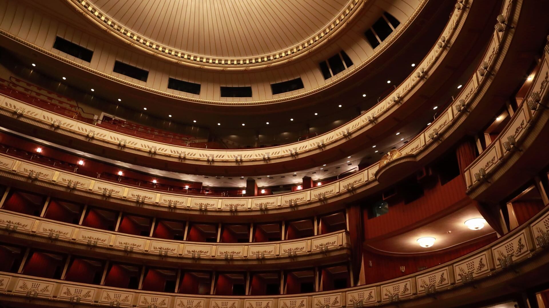 Mansourian : Requiem - Armenian State Symphony Orchestra, Sergey Smbatyan