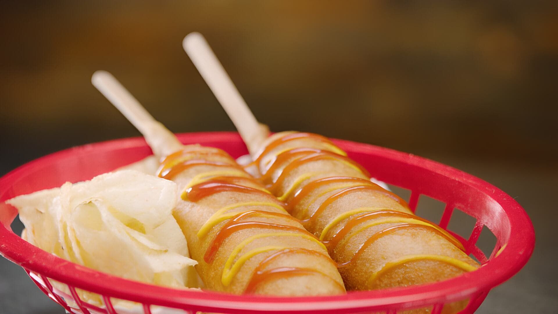 Poissons panés et corn dogs