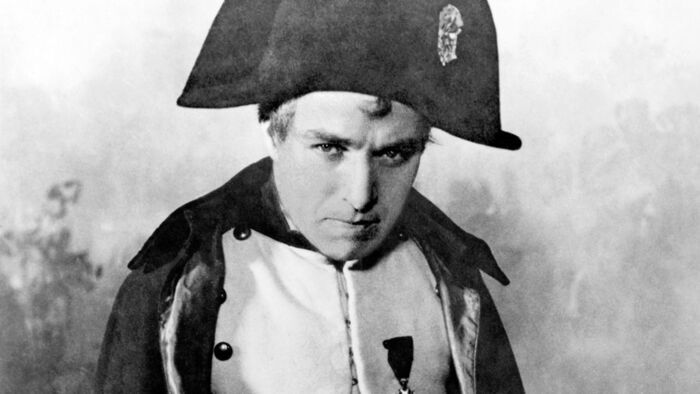 1940. Charlie Chaplin tourne "Le Dictateur"
