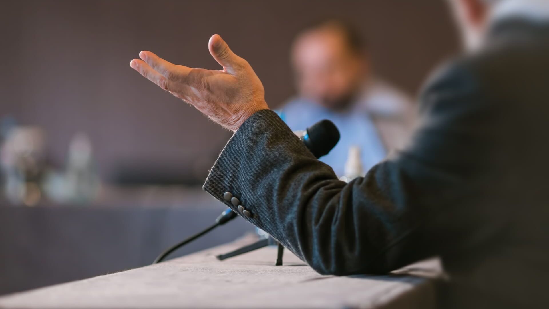 Lyon : le premier débat des municipales
