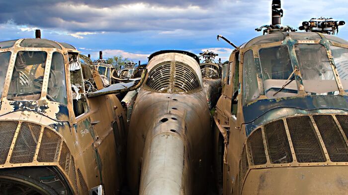 Avions et voitures anciennes