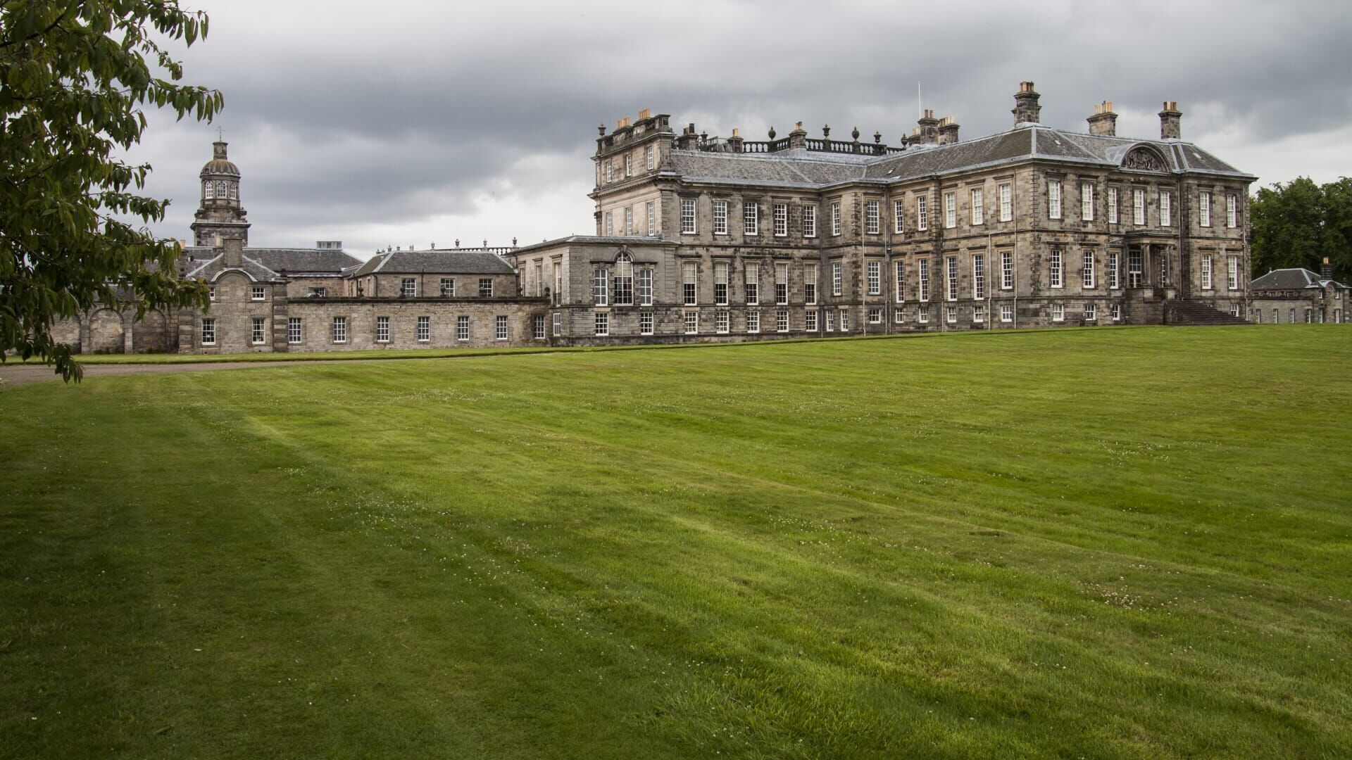 Hopetoun House
