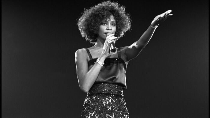 Whitney Houston : enquête sur un destin tragique