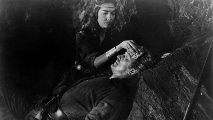 La captive aux yeux clairs