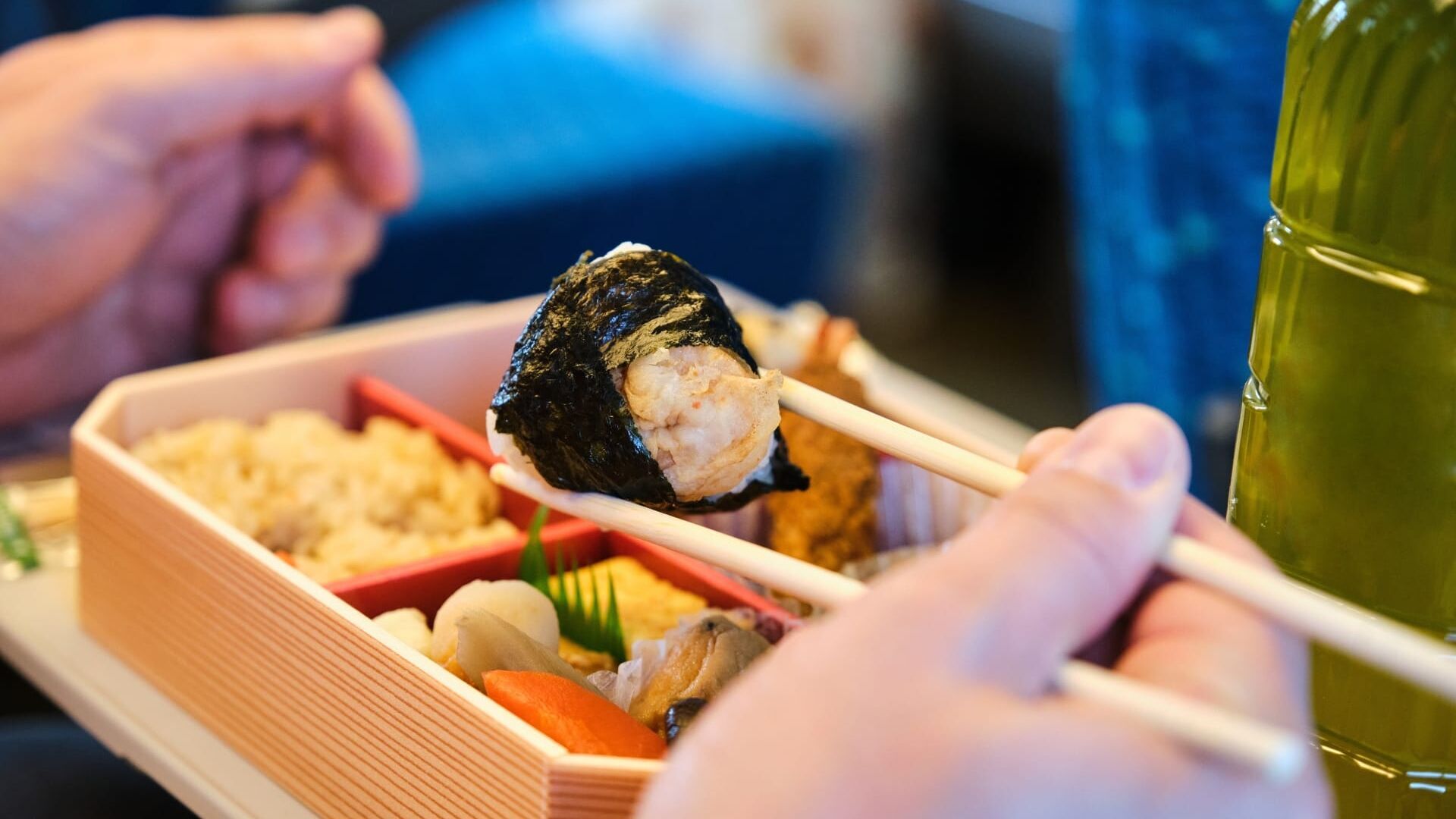 Curry Framed by 400 Years of History