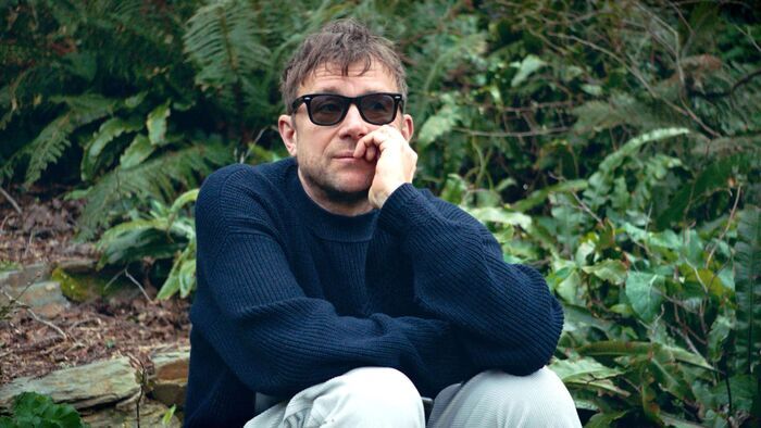 Blur : To the End