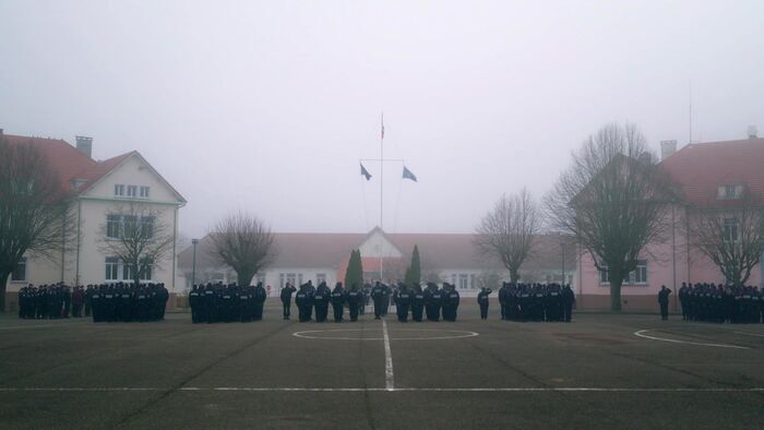 Manger, boire, respirer police