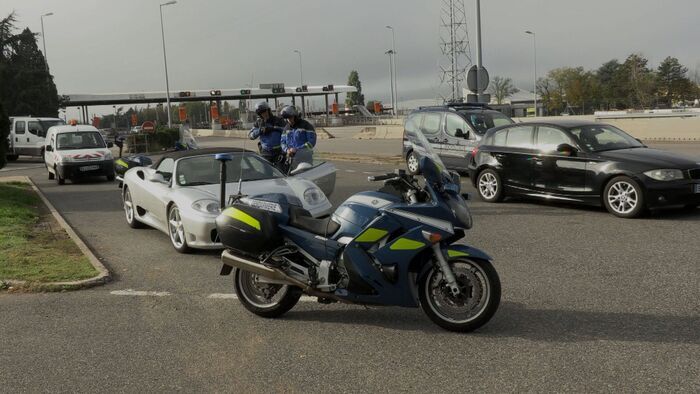 Chauffards, bagarres et violences : 100 jours avec les gendarmes de l'Isère (n°3)