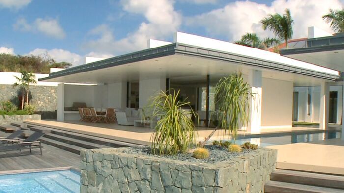 Quatre maisons de designers