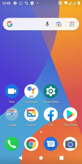 Étape 18 : Le mobile est prêt à l'utilisation. L'écran d'accueil s'affiche.