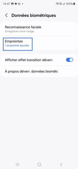 Étape 5 : Sélectionnez Empreintes.La demande du déverrouillage secondaire apparait.Saisissez le code, mot de passe ou schéma.