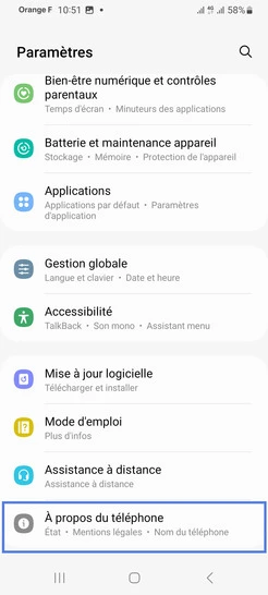 Étape 3 : Allez sur À propos du téléphone en fin de défilement.