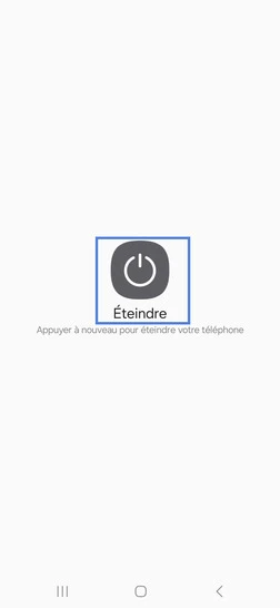 Étape 3 : Une fois confirmé, le mobile affiche SAMSUNG puis vibre une fois l'écran éteint.Nous sommes à votre disposition pour vous accompagner dans chaque étape de l'utilisation de votre Samsung Galaxy A15 4G.