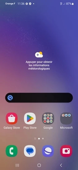 Étape 1 : Balayez l'écran de bas en haut pour accéder aux applications.