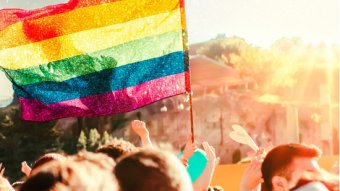 L'étincelle: une histoire des luttes LGBT+