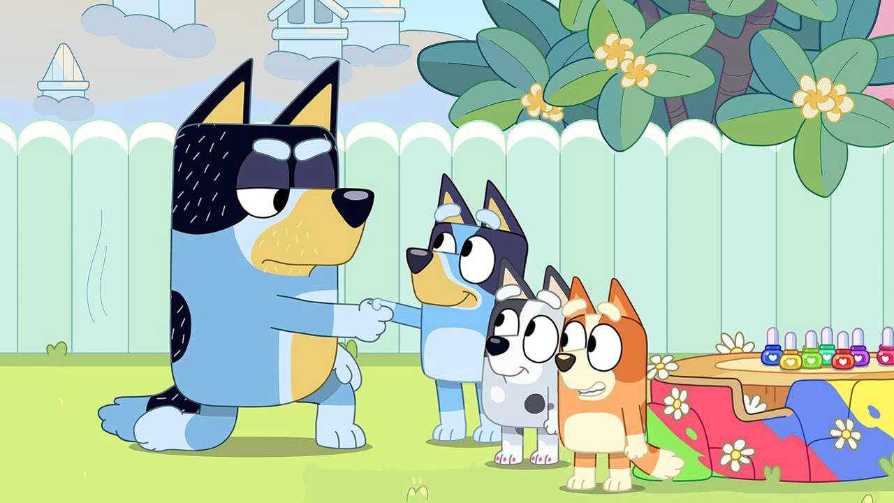 Bluey : Papa met Bingo et Bluey au lit - Papa met Bingo et Bluey au lit  (S01E51), sur Disney Junior le