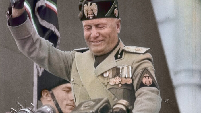 Mussolini, le premier fasciste
