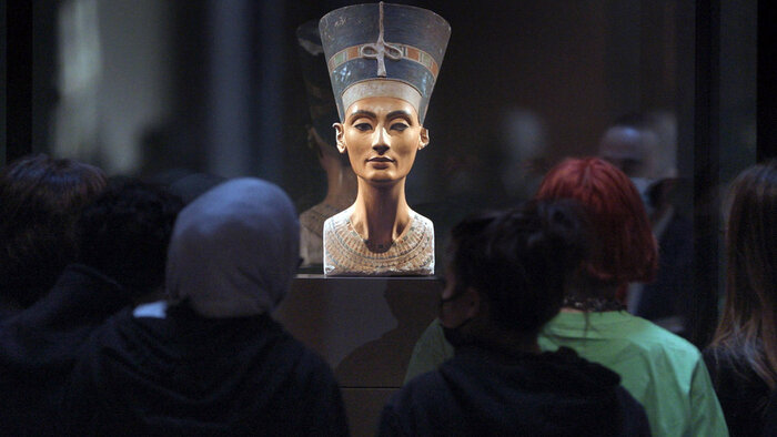 Néfertiti : Le buste de la discorde