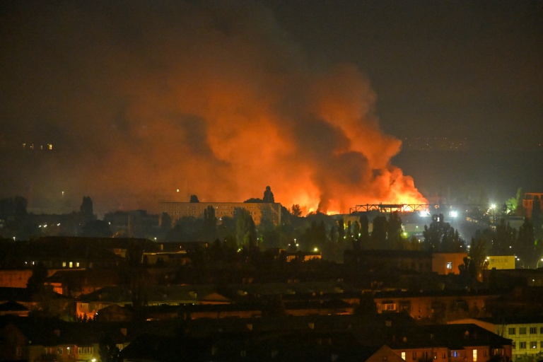 Ukraine: des frappes russes font au moins 17 morts dans la région de Kiev
