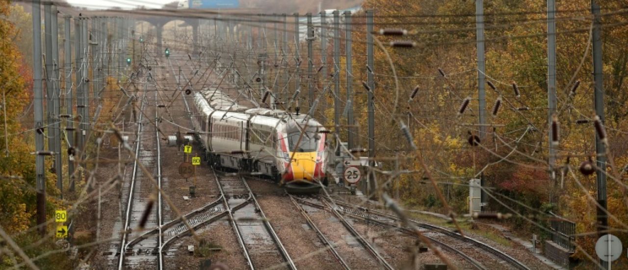 Angleterre : l'auteur de l'attaque au couteau dans un train soupçonné d'avoir commis d'autres agressions
